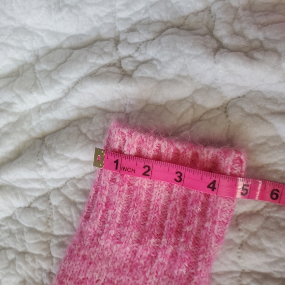 Sweater - Picture 8 of 10